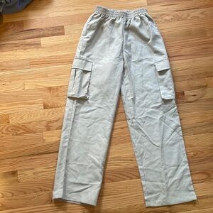 Shien stretchy cargo pants beige (size: small) Never worn